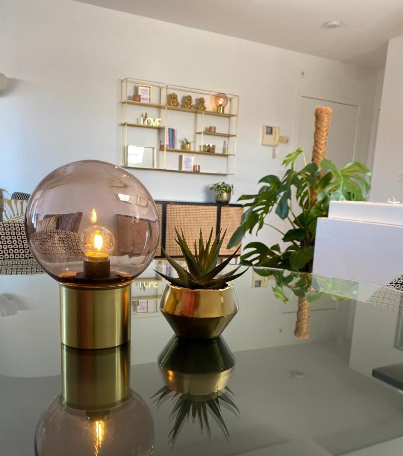 Definitief Gesloten Apartment